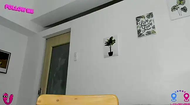 hottycrishina online show from 21, 3, 2025