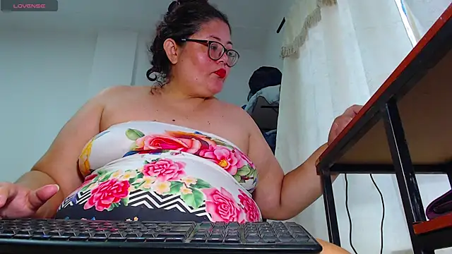 Snapshot of ashelymalefica chatting on 22, 6, 2026 ashelymalefica online show from 22, 6, 2026