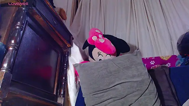 ashelymalefica online show from 10, 1, 2026