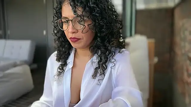 illaroom online show from 26, 2, 2026