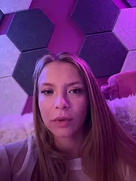 AnastasiaAniess online show from 7, 11, 2025