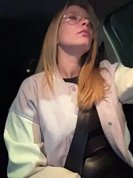 AnastasiaAniess online show from 13, 11, 2025