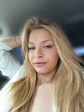 AnastasiaAniess online show from 15, 5, 2026