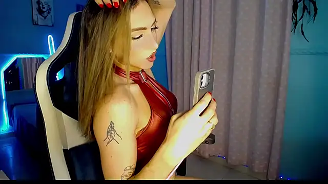 charlottesexxx online show from 5, 12, 2025