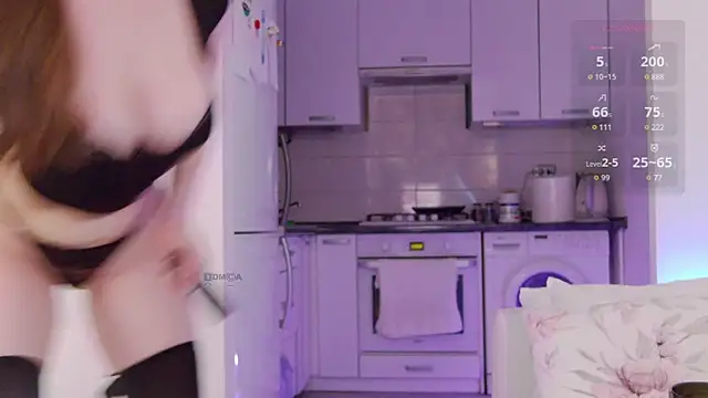 Snapshot of _DepecheMode_ chatting on 7, 11, 2025 DepecheMode online show from 7, 11, 2025