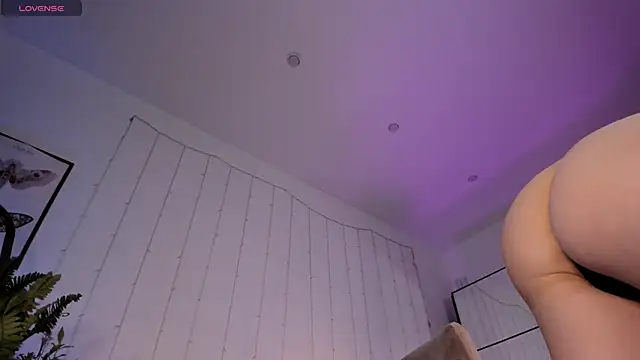 LilianKroft online show from 12, 9, 2025