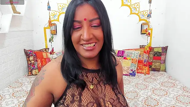 LadyNahir online show from 25, 2, 2026