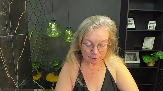 NataliMellow online show from 2, 11, 2025