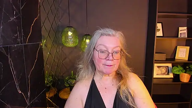 Snapshot of NataliMellow chatting on 6, 4, 2026 NataliMellow online show from 6, 4, 2026