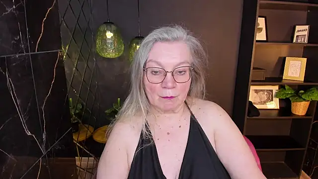 Snapshot of NataliMellow chatting on 10, 4, 2026 NataliMellow online show from 10, 4, 2026