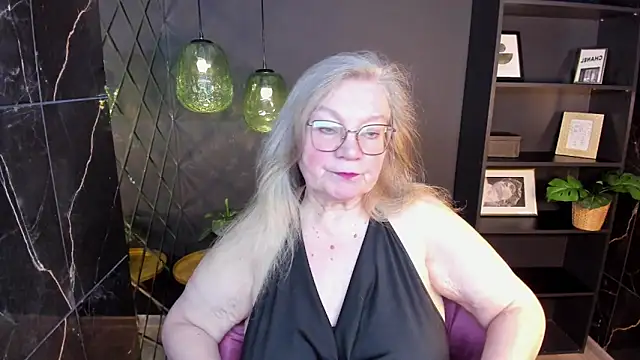 Snapshot of NataliMellow chatting on 4, 3, 2026 NataliMellow online show from 4, 3, 2026