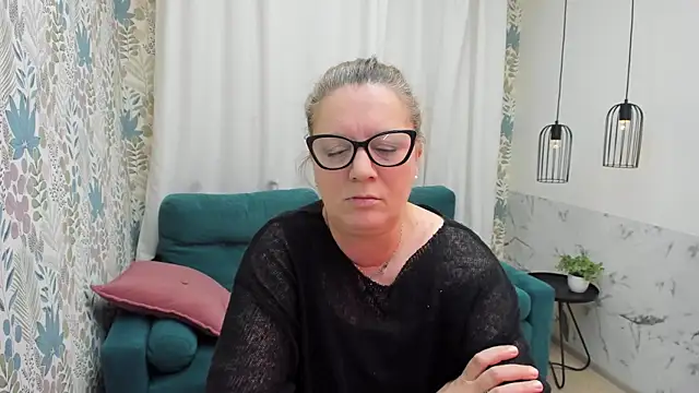 LeaPure online show from 12, 4, 2026