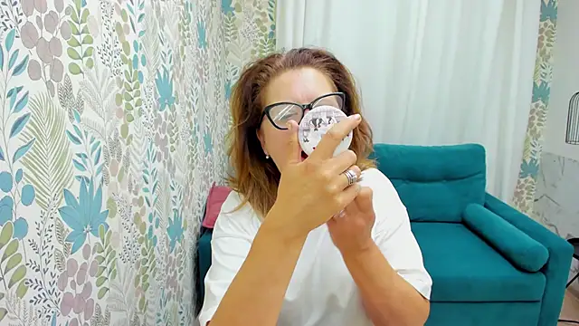 LeaPure online show from 21, 9, 2025