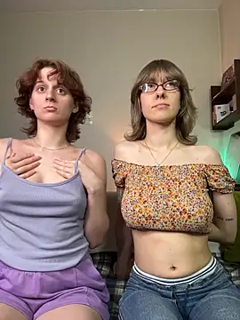 Jitoon Exe online show from 8, 3, 2026