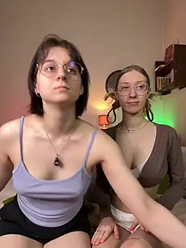 Jitoon Exe online show from 23, 2, 2025