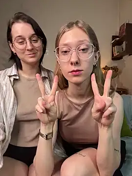 Jitoon Exe online show from 2, 12, 2024