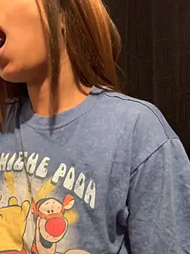 Rakiyahcharms online show from 9, 10, 2025