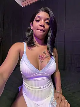 Snapshot of Rakiyahcharms chatting on 19, 7, 2026 Rakiyahcharms online show from 19, 7, 2026