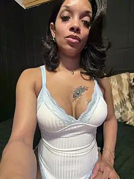 Rakiyahcharms online show from 30, 5, 2026