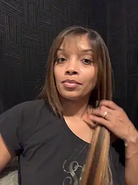 Rakiyahcharms online show from 19, 9, 2025