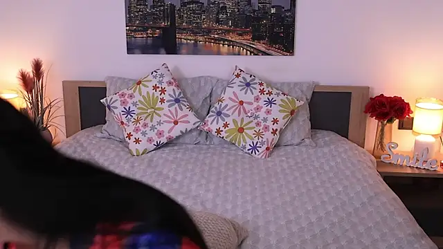 Snapshot of Leila__Sweet chatting on 15, 10, 2025 Leila Sweet online show from 15, 10, 2025