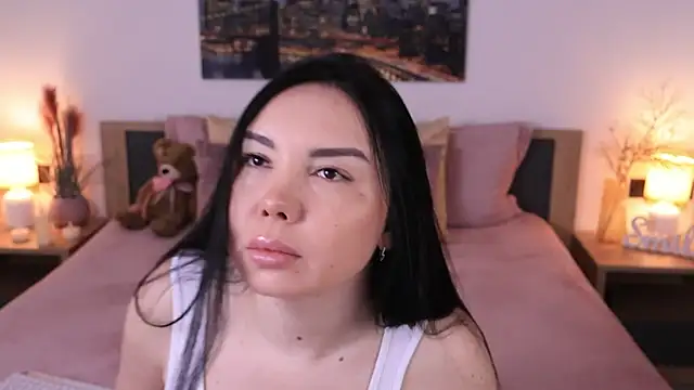 Snapshot of Leila__Sweet chatting on 9, 3, 2025 Leila Sweet online show from 9, 3, 2025