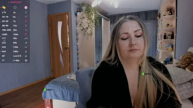 SweetLanna online show from 9, 2, 2025