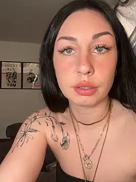 Estherjizz online show from 27, 5, 2026