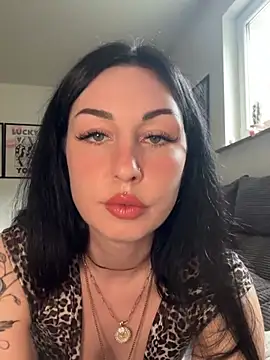 Estherjizz online show from 20, 5, 2026