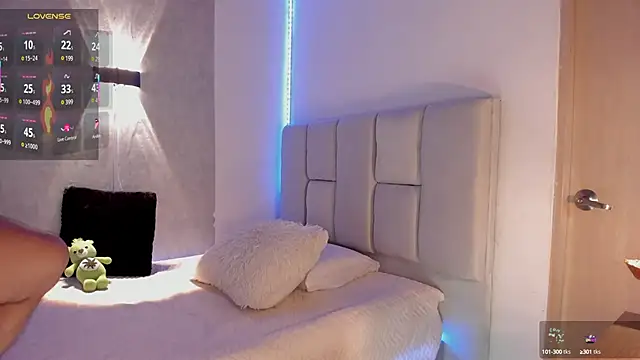 CRAZYBOYLOVE online show from 10, 9, 2025