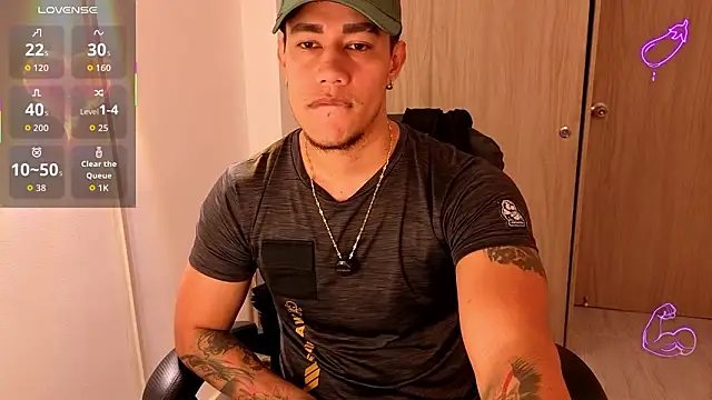 Snapshot of CRAZYBOYLOVE chatting on 16, 2, 2026 CRAZYBOYLOVE online show from 16, 2, 2026