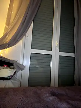 Wet-Pussycat online show from 4, 11, 2025