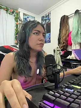 VaioletUwU online show from 9, 3, 2026