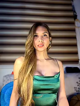 Snapshot of bigsurpriseforyou chatting on 7, 11, 2025 bigsurpriseforyou online show from 7, 11, 2025