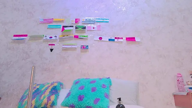 Snapshot of cristinapuerta_ chatting on 20, 6, 2026 cristinapuerta online show from 20, 6, 2026