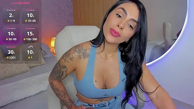 Sarah Stone  online show from 30, 9, 2025