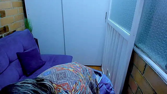 Penelope47 online show from 4, 3, 2025