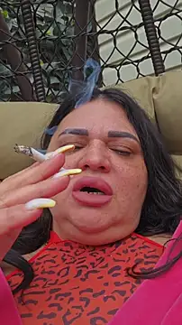 littleRikka online show from 10, 4, 2026