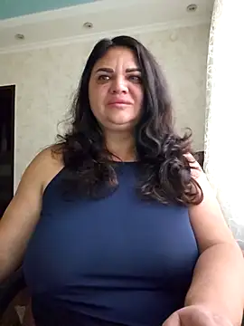 littleRikka online show from 8, 10, 2025