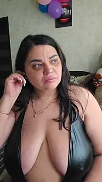 littleRikka online show from 9, 4, 2026