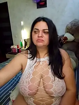 littleRikka online show from 12, 4, 2026