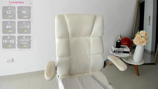 Snapshot of renata_t_ chatting on 23, 6, 2026 renata t online show from 23, 6, 2026