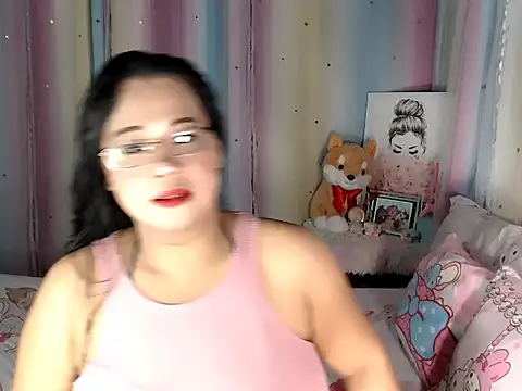 Snapshot of hersheykisses07 chatting on 5, 11, 2025 hersheykisses07 online show from 5, 11, 2025