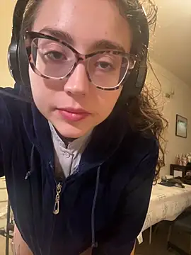 ladyturtle online show from 23, 3, 2026