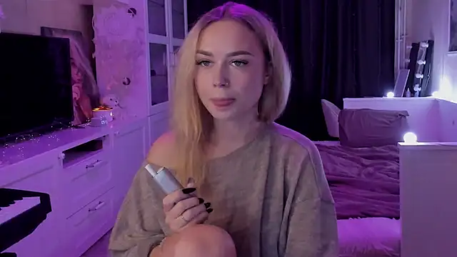 MaryDreaminess online show from 28, 9, 2025