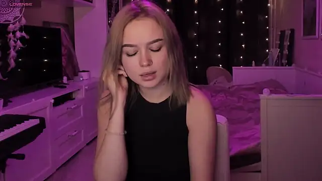 MaryDreaminess online show from 15, 12, 2024