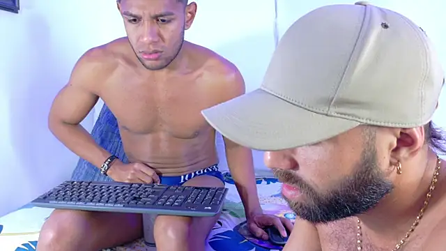 fantastic couple mens online show from 20, 9, 2025