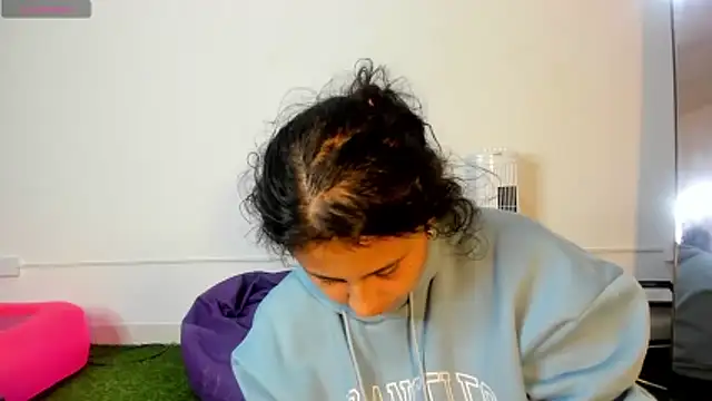 AbbyTaylorr online show from 11, 11, 2025