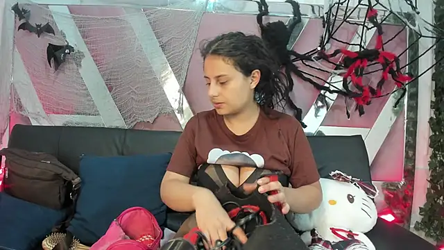 AbbyTaylorr online show from 28, 10, 2025