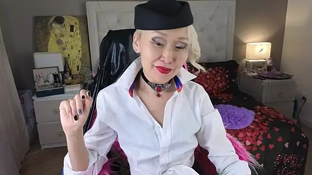 RoxalanaStar online show from 29, 5, 2026